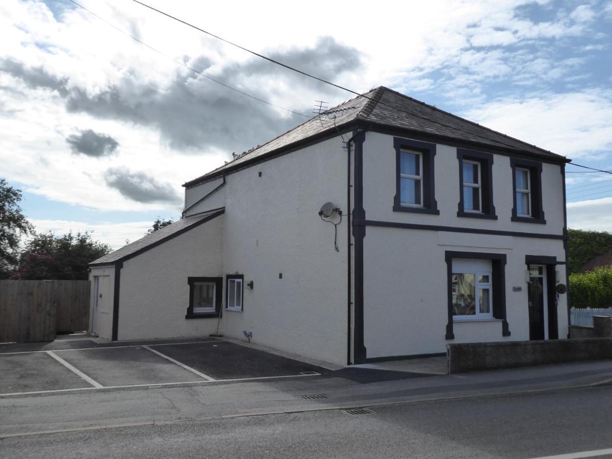 Gwynedd House Flat 3 Apartment Pentraeth Exterior photo